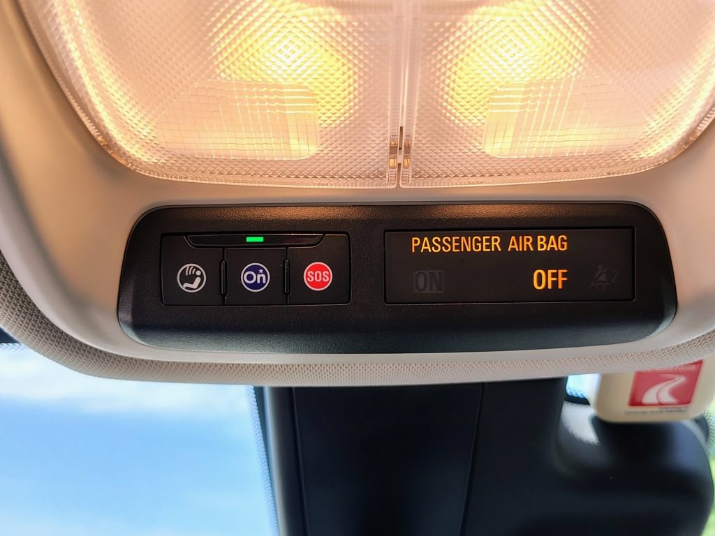 Used 2024 Buick Encore GX Avenir w/ Avenir Technology Package AWD/4WD image 36