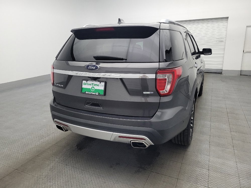 Used 2017 Ford Explorer Platinum image 7