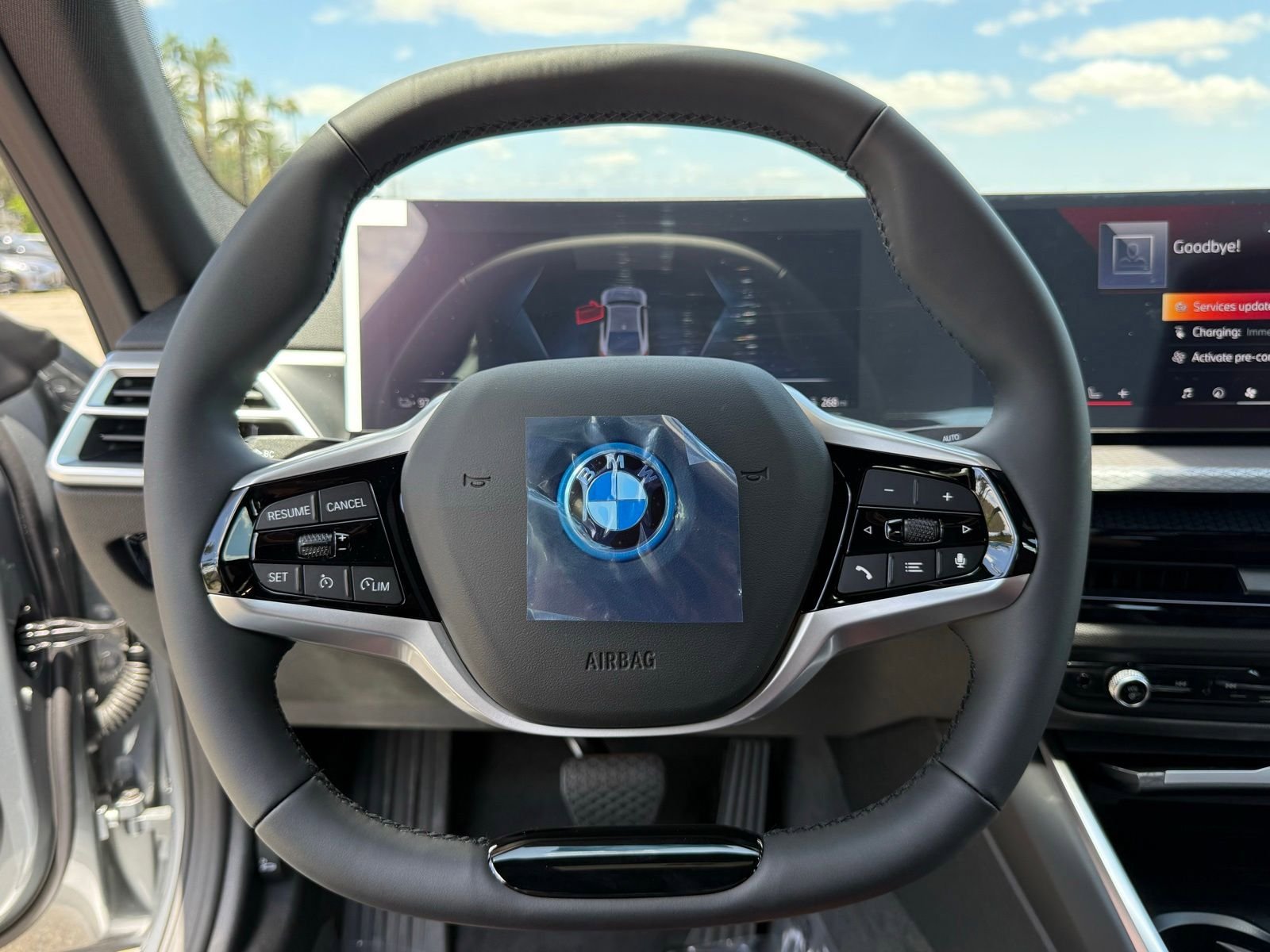 New 2026 BMW i4 eDrive40 w/ Parking Assistance Package RWD image 24