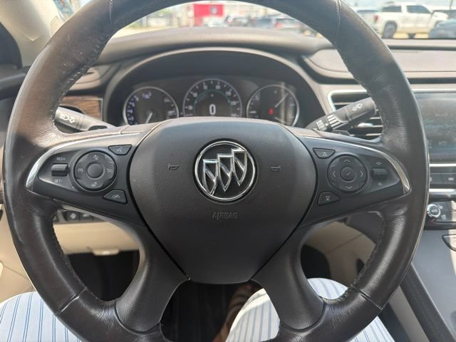 Used 2017 Buick LaCrosse Premium FWD image 8