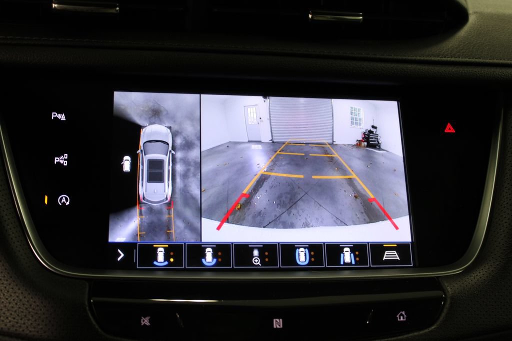 Used 2020 Cadillac XT5 Sportv AWD/4WD image 36