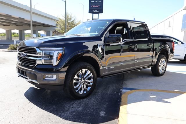 Used 2025 Ford F150 King Ranch w/ FX4 Off-Road Package image 3