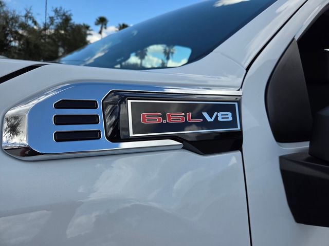 New 2026 GMC Sierra 2500 Pro image 3