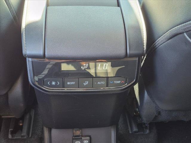 Certified 2026 Toyota Highlander XLE AWD/4WD image 18