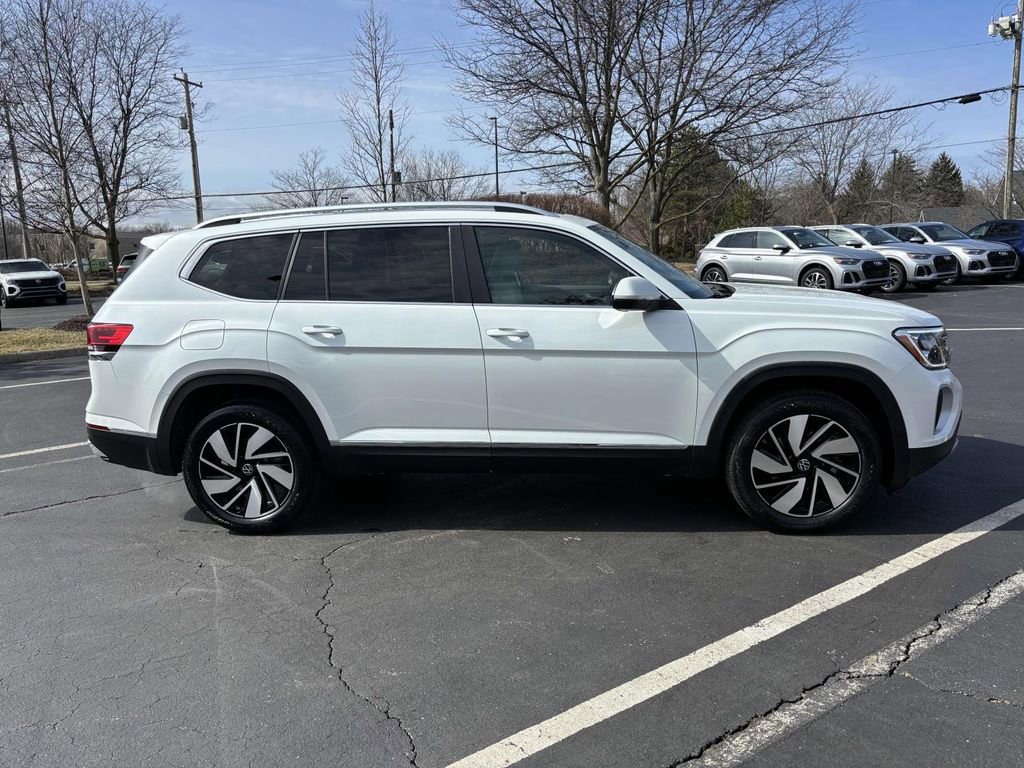 New 2025 Volkswagen Atlas SEL image 8