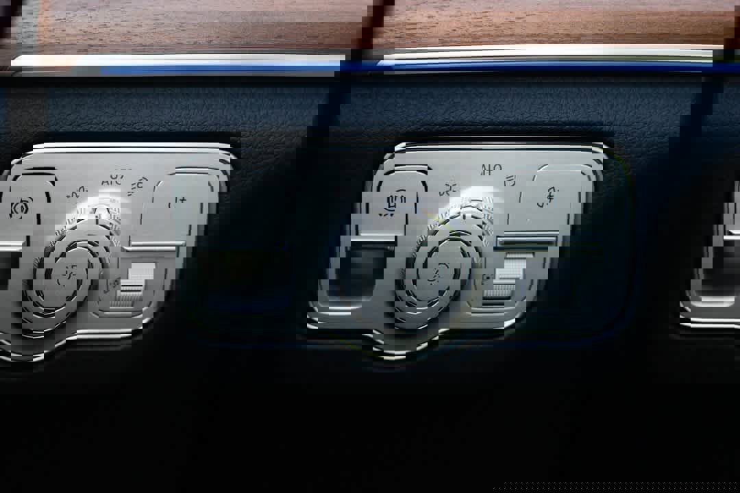 New 2026 Mercedes-Benz GLE 350 4MATIC image 13