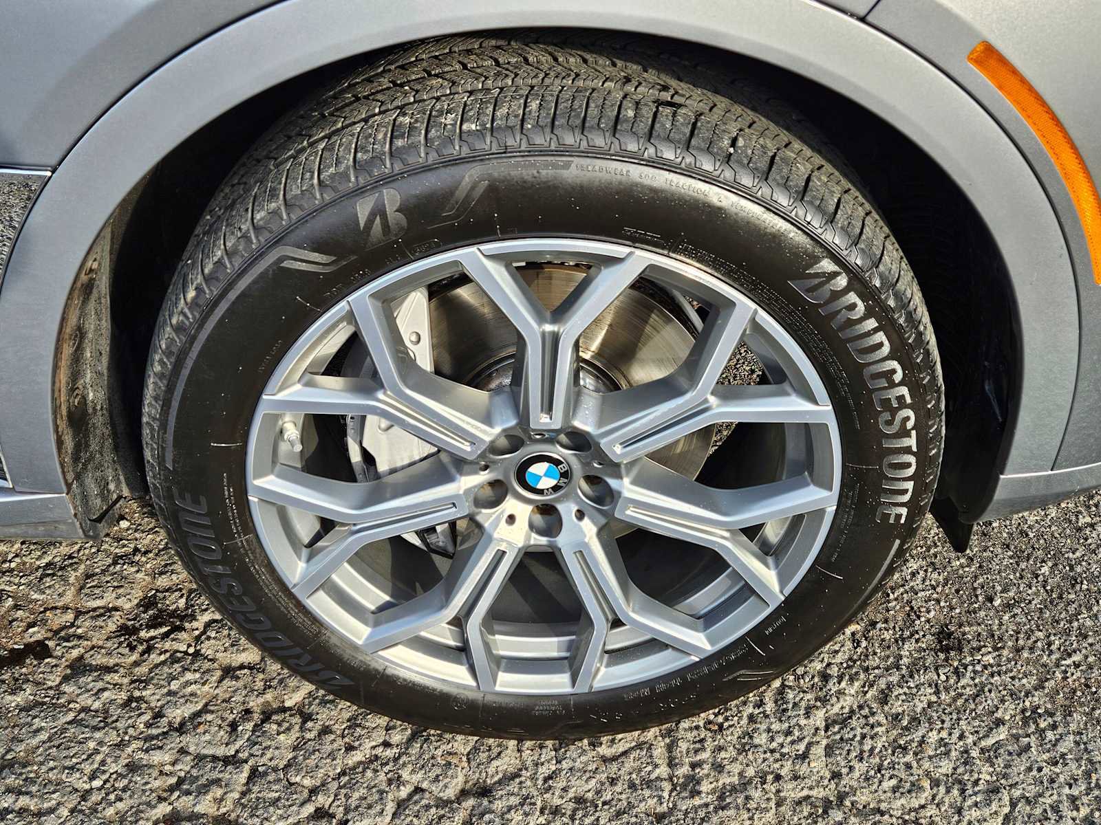 Used 2023 BMW X7 xDrive40i w/ Parking Assistance Package image 8