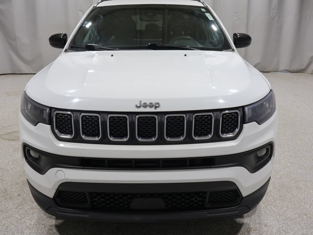 Certified 2024 Jeep Compass Latitude AWD/4WD image 9