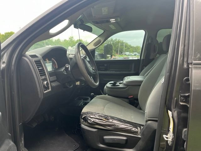 Used 2018 RAM 3500 Tradesman w/ Chrome Appearance Group AWD/4WD image 13