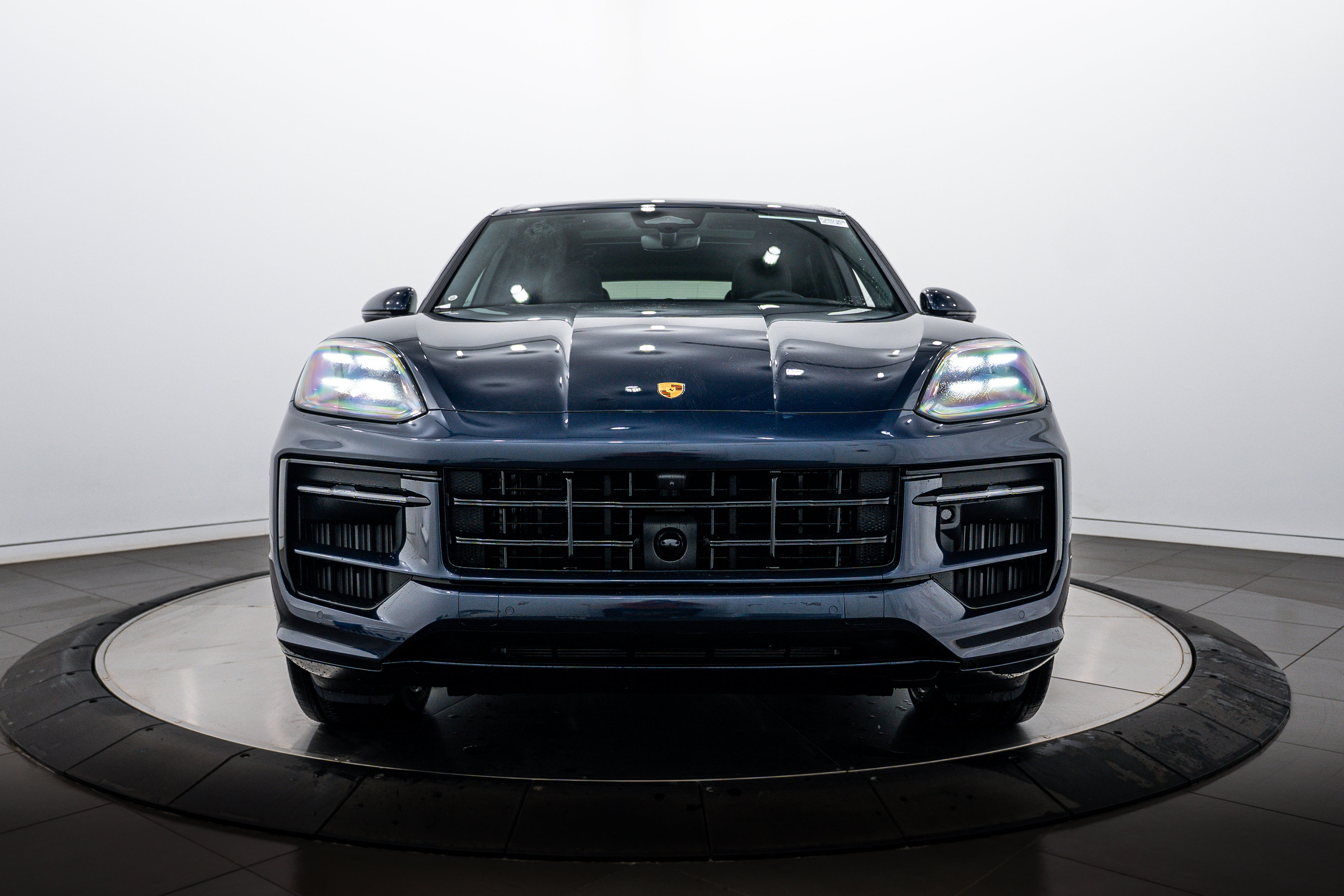 New 2026 Porsche Cayenne GTS AWD/4WD image 10