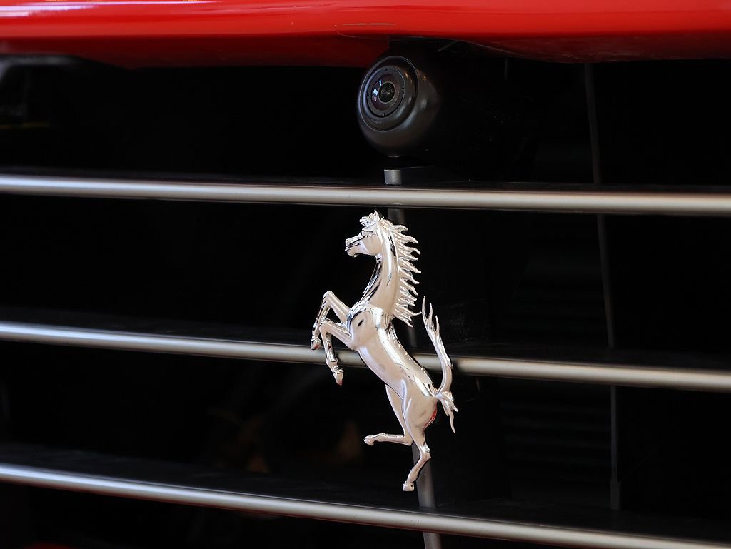 Certified 2017 Ferrari California T image 16