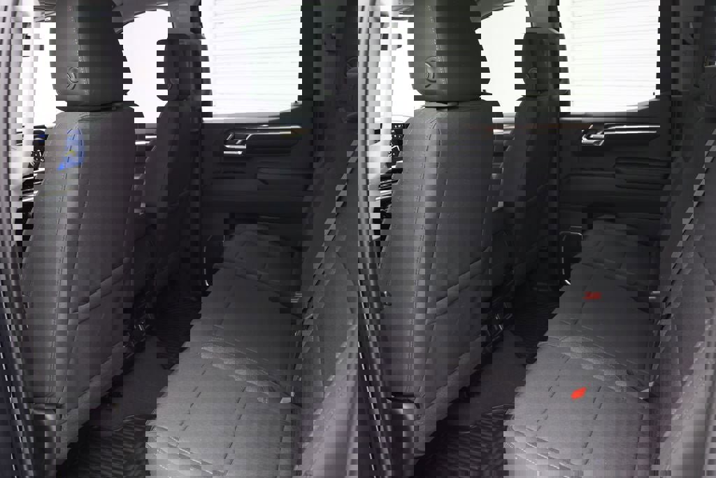 Used 2023 Chevrolet Silverado 1500 LT image 14