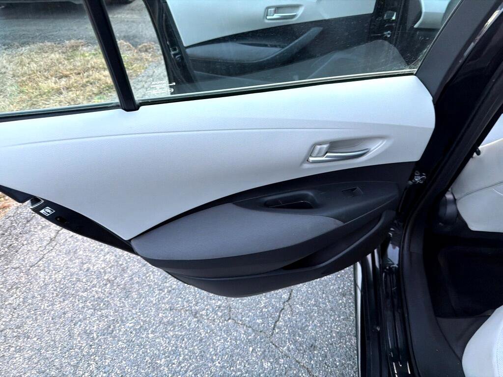 Used 2020 Toyota Corolla L w/ Phone Cable & Charge Package image 28