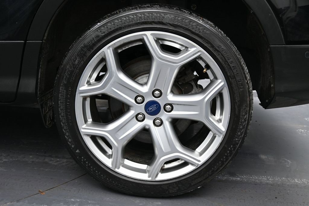 Used 2018 Ford Escape Titanium image 13