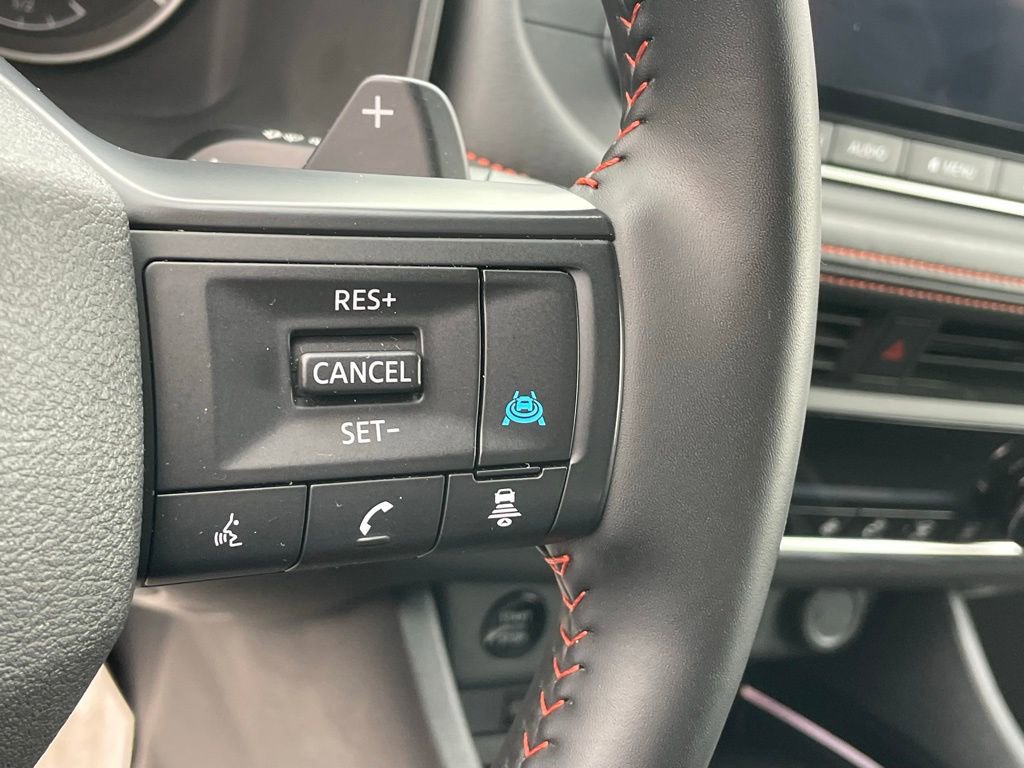 Used 2025 Nissan Rogue SV w/ Rock Creek Premium Package image 34