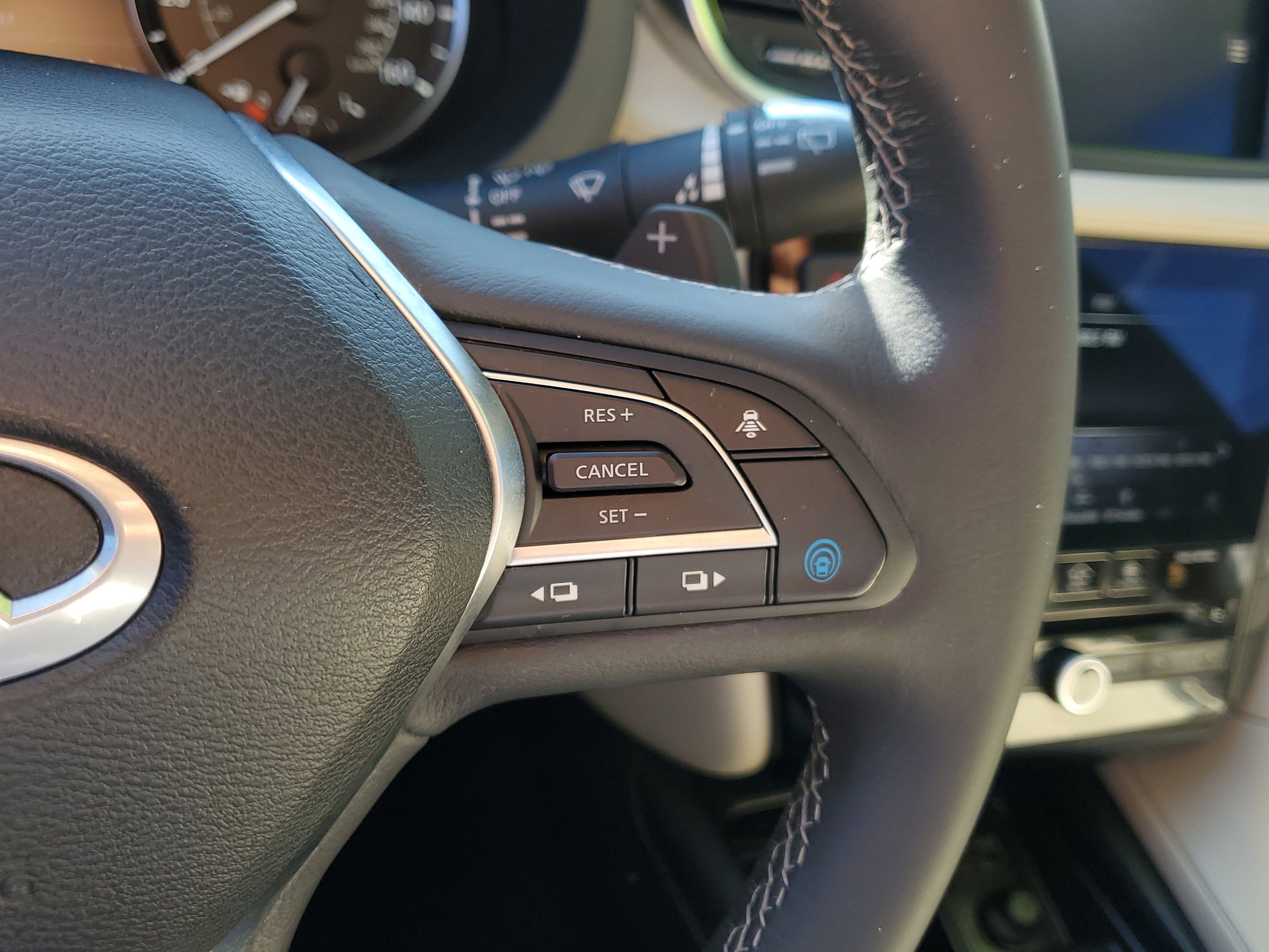 Used 2022 INFINITI QX50 Luxe image 22