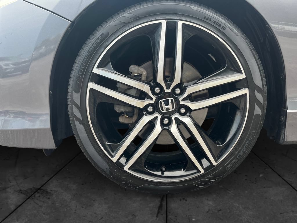 Used 2016 Honda Accord Sport image 14