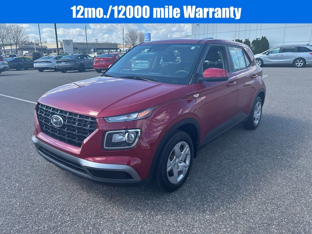 Used 2020 Hyundai Venue SE image 4