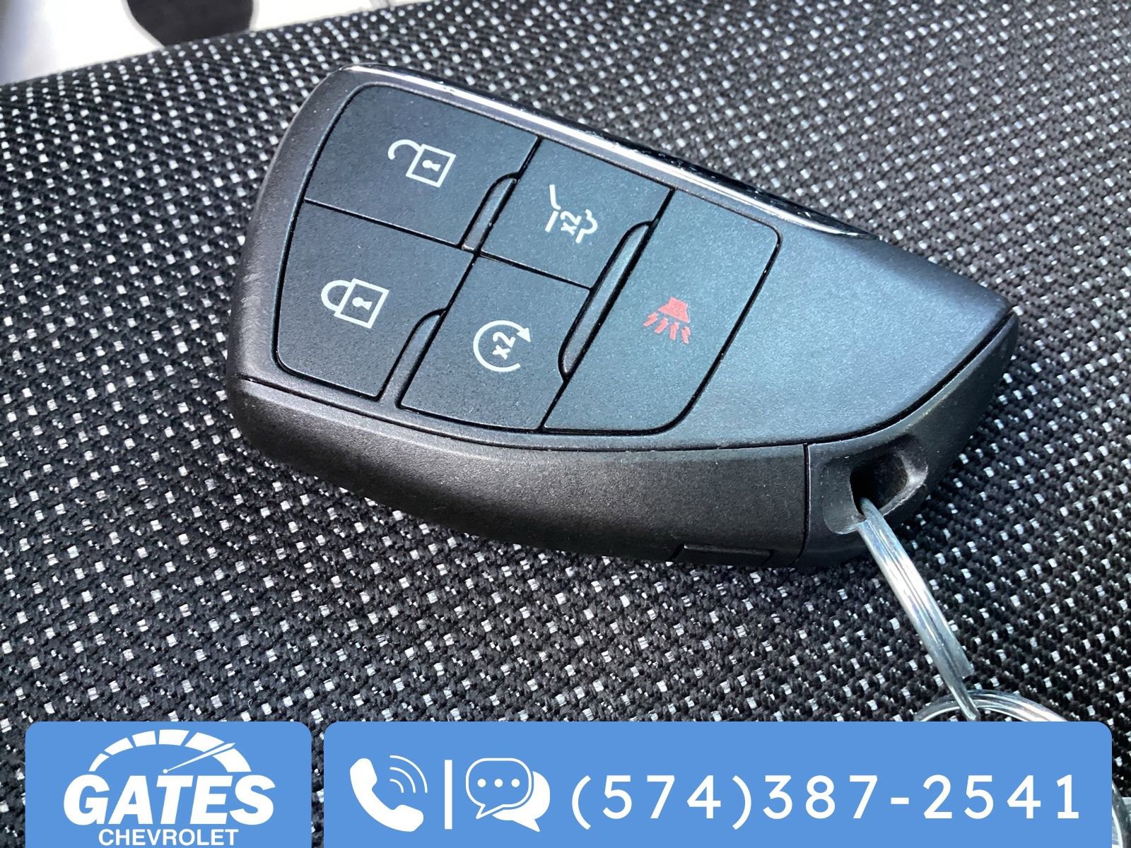 Used 2025 Chevrolet Traverse LT w/ Driver Confidence Package image 35