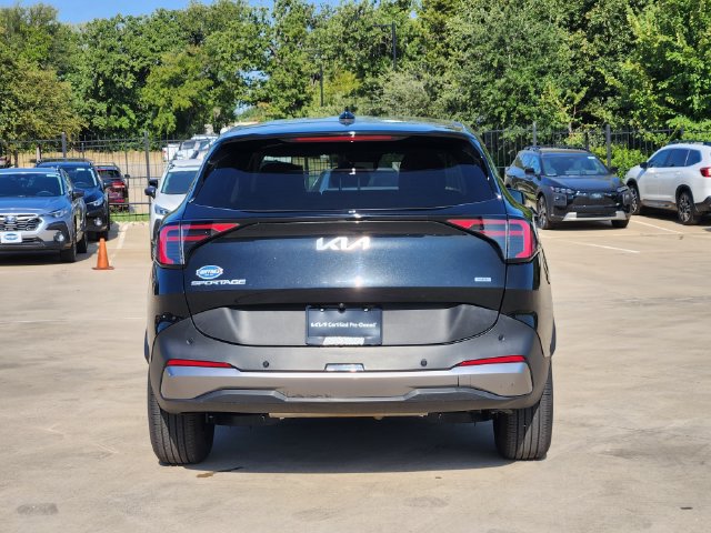 Certified 2026 Kia Sportage LX FWD image 6