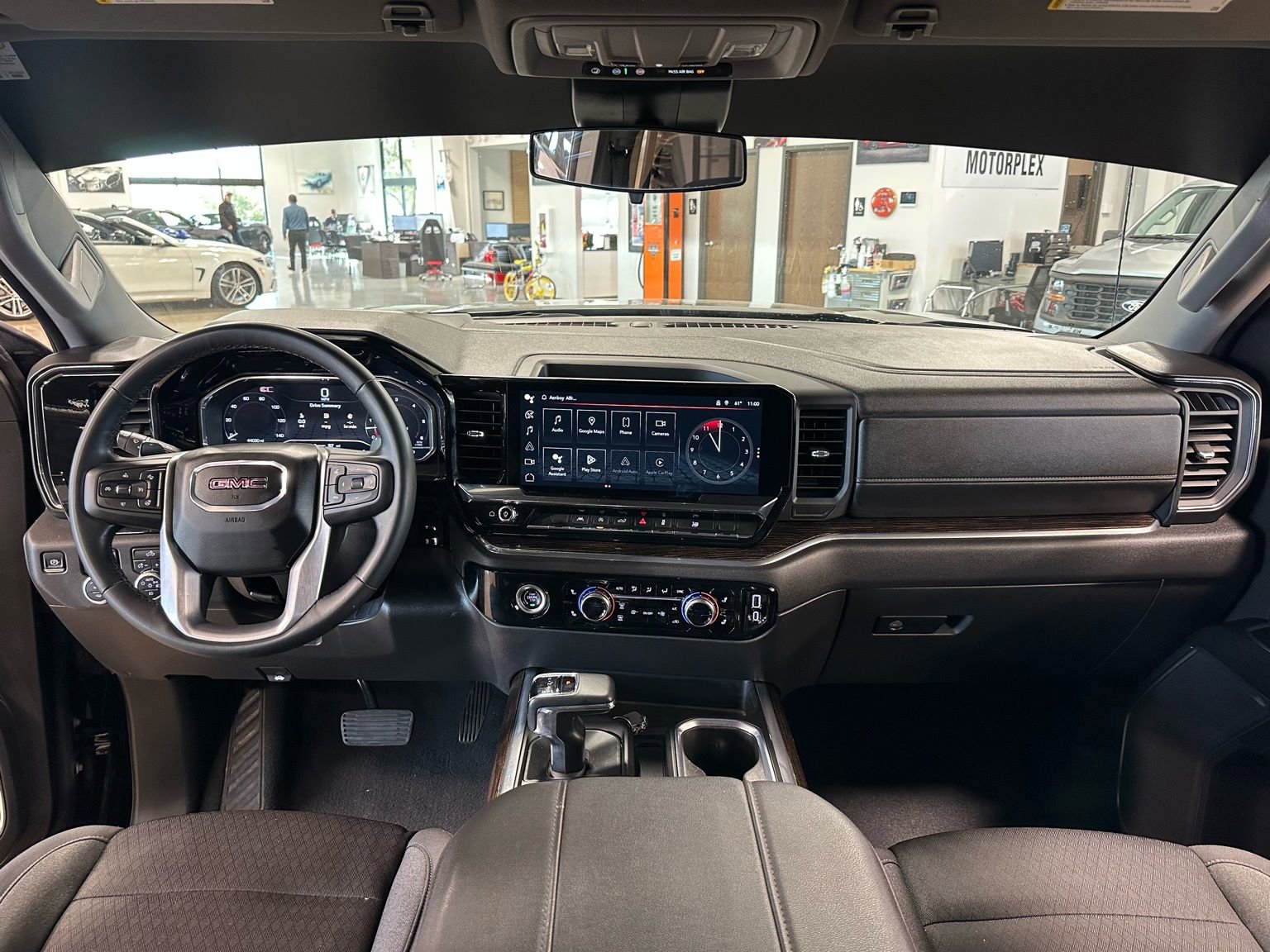 Used 2024 GMC Sierra 1500 Elevation image 16