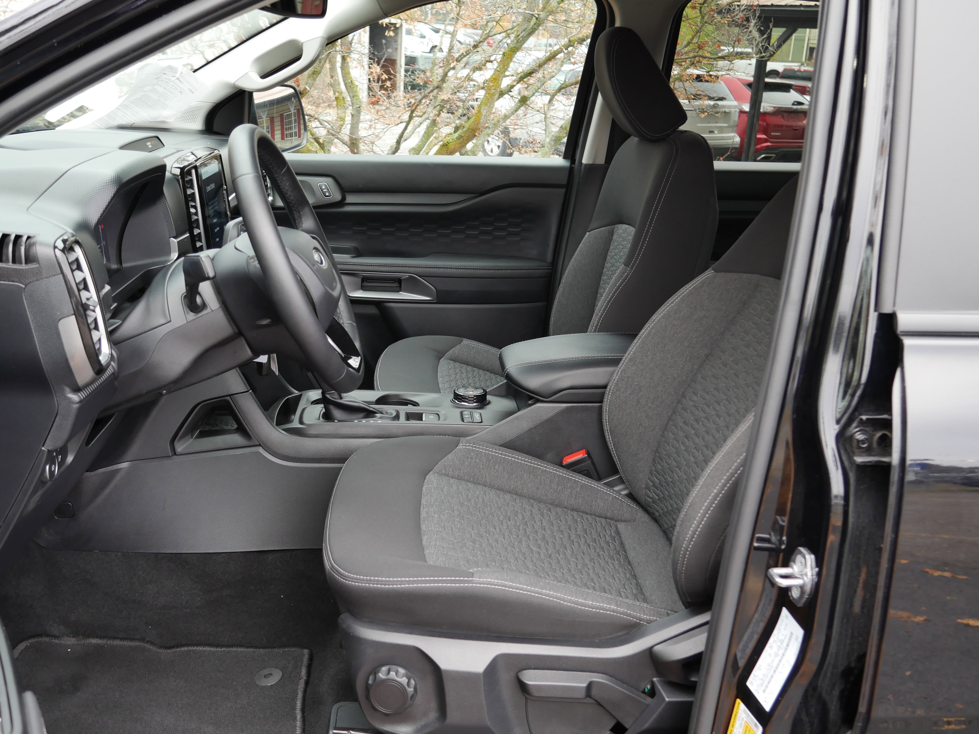 Certified 2024 Ford Ranger XLT w/ FX4 Off-Road Package image 3