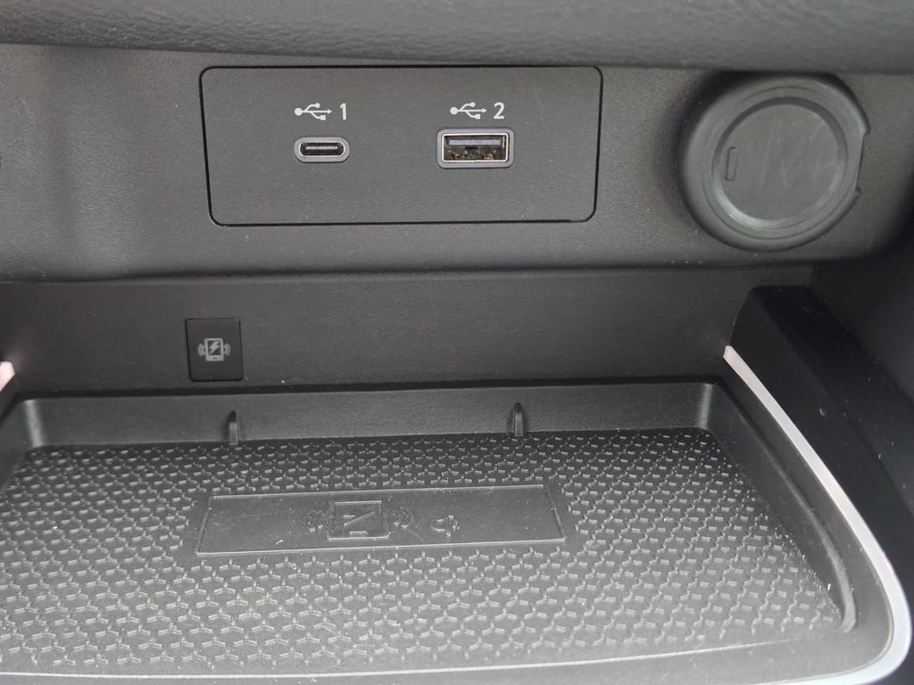 Used 2023 Nissan Rogue Platinum FWD image 26