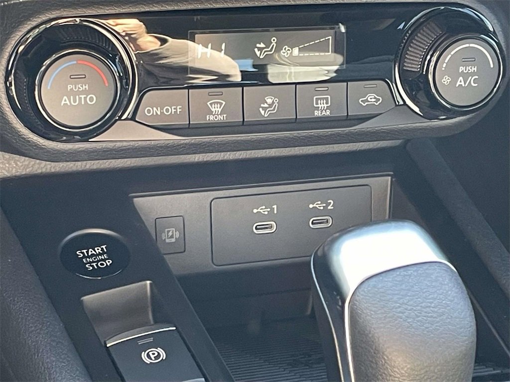 New 2026 Nissan Kicks SV image 17