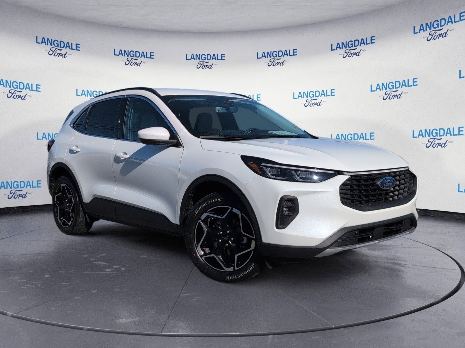 New 2026 Ford Escape Platinum image 2