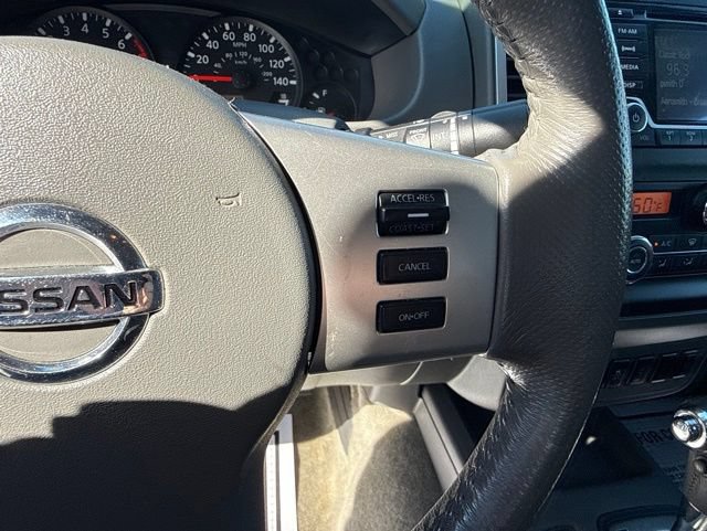 Used 2017 Nissan Frontier SV w/ SV Value Truck Package AWD/4WD image 17