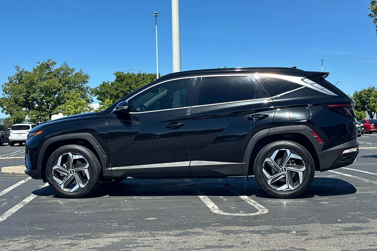 Used 2022 Hyundai Tucson Limited AWD/4WD image 7
