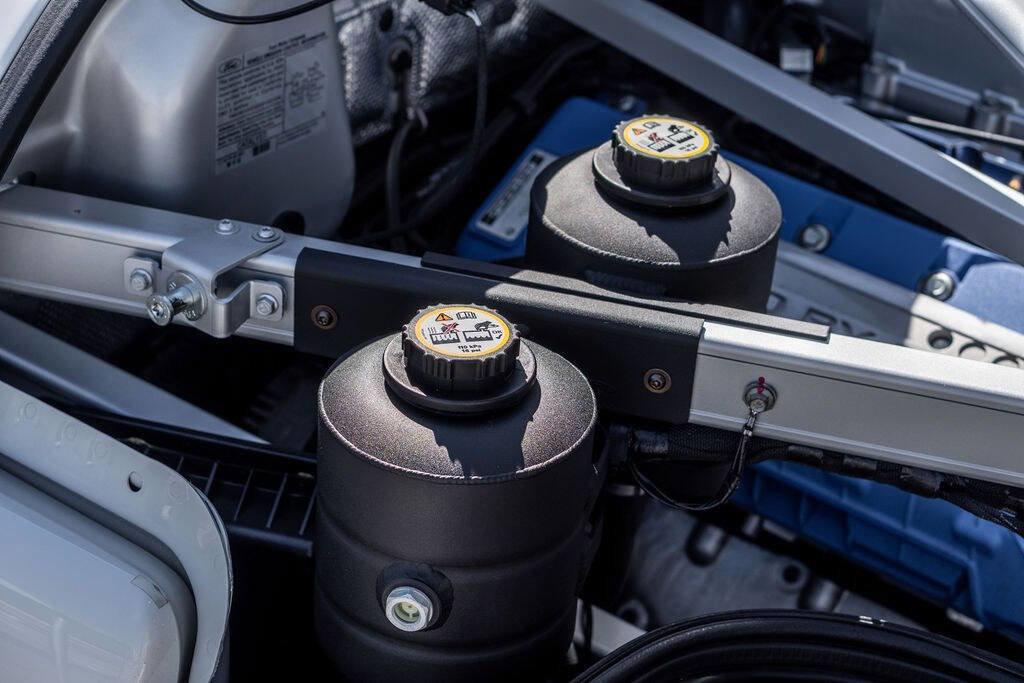 Used 2005 Ford GT image 25