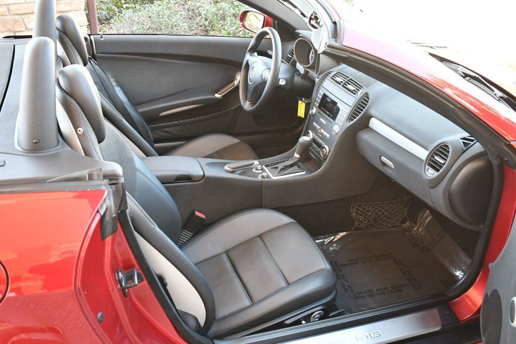 Used 2006 Mercedes-Benz SLK 55 AMG image 58