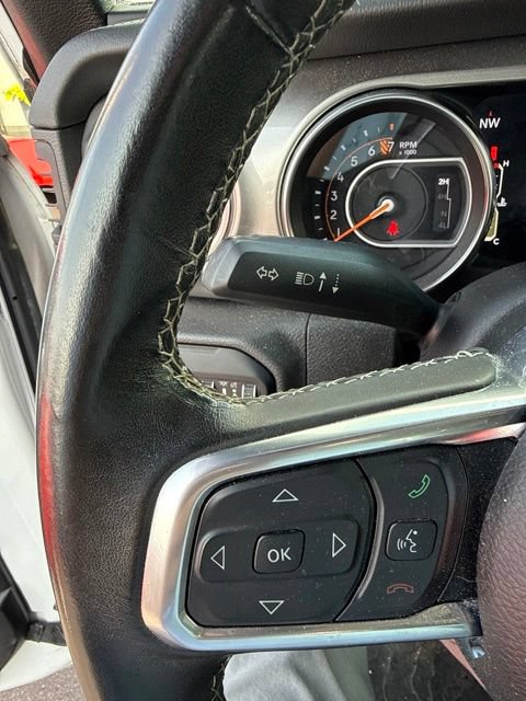Used 2019 Jeep Wrangler Unlimited Sahara AWD/4WD image 15