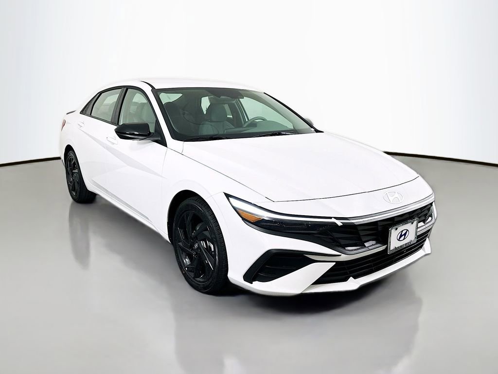 New 2026 Hyundai Elantra Sport image 3