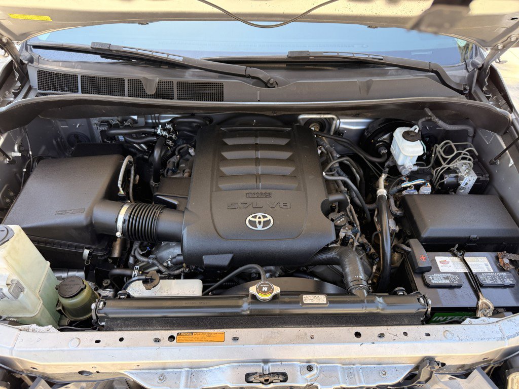 Used 2012 Toyota Sequoia SR5 w/ Premium Pkg RWD image 9