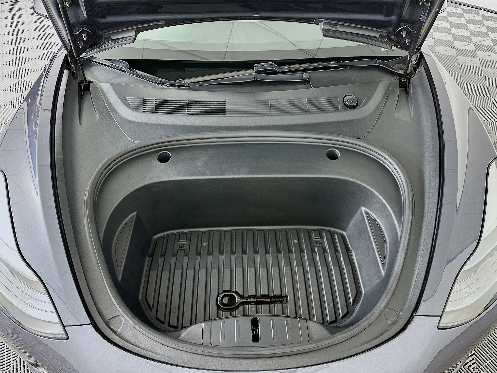 Used 2021 Tesla Model 3 Standard Range Plus image 32