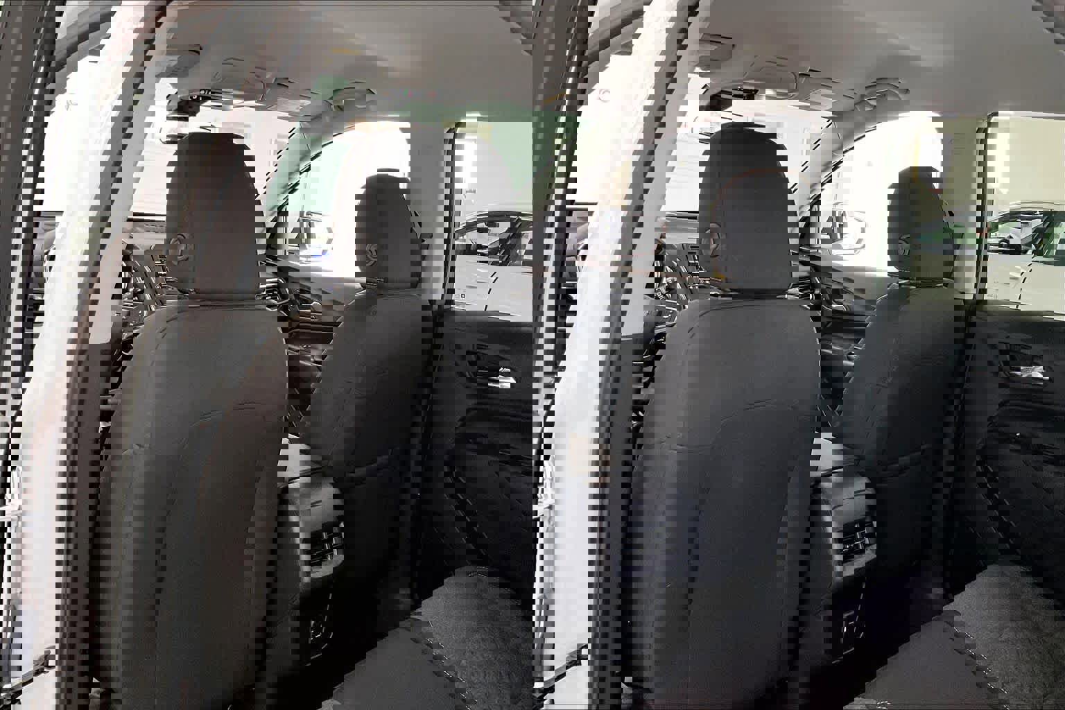 Used 2023 Chevrolet Equinox LT AWD/4WD image 10