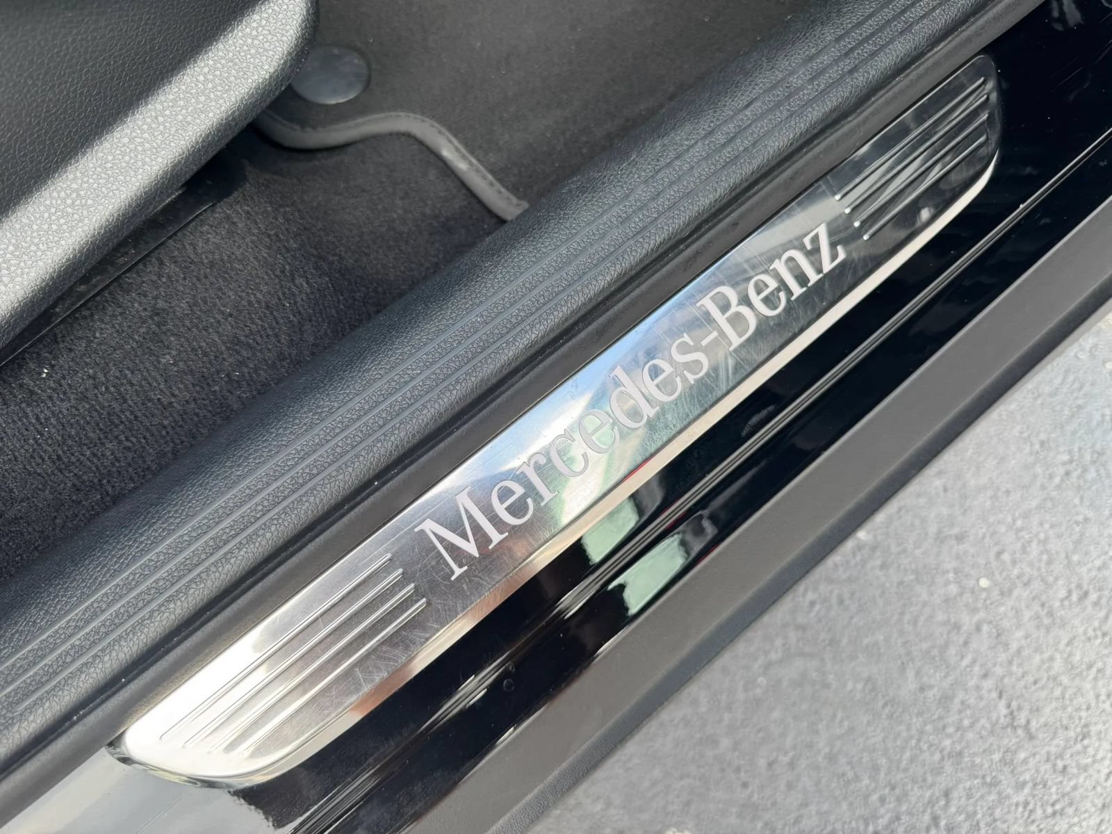 Used 2019 Mercedes-Benz GLC 300 image 27