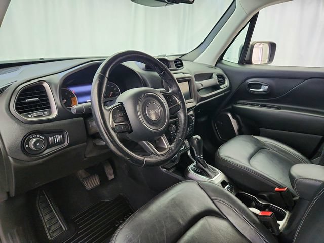 Used 2020 Jeep Renegade Limited w/ LED Lighting Group AWD/4WD image 9