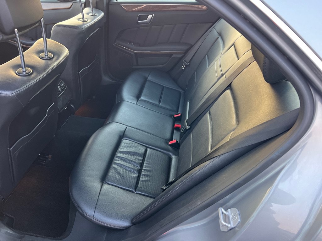 Used 2013 Mercedes-Benz E 350 4MATIC Sedan image 14