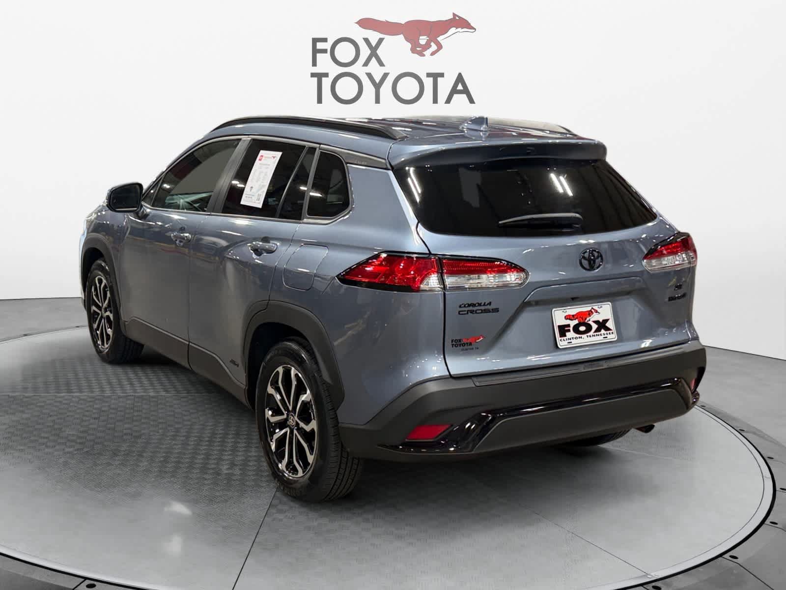 Used 2024 Toyota Corolla Cross AWD Hybrid image 4