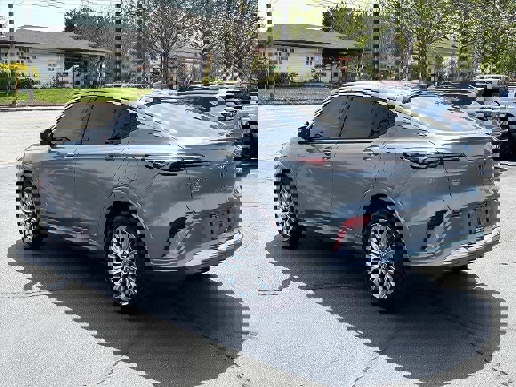 Used 2024 Buick Envista Avenir image 4