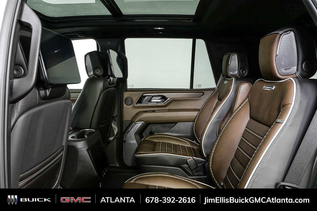 Used 2026 GMC Yukon Denali Ultimate image 18