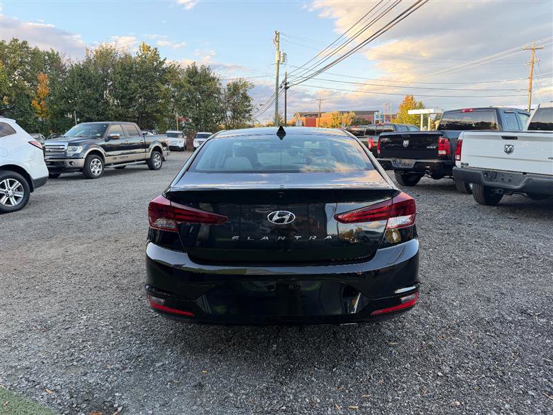 Used 2020 Hyundai Elantra SEL FWD image 5