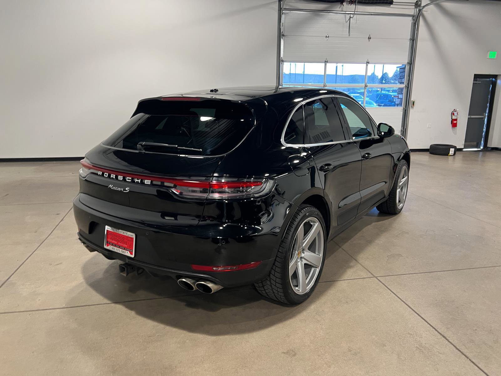 Used 2019 Porsche Macan S image 3