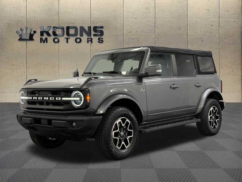 Used 2022 Ford Bronco Outer Banks AWD/4WD image 1