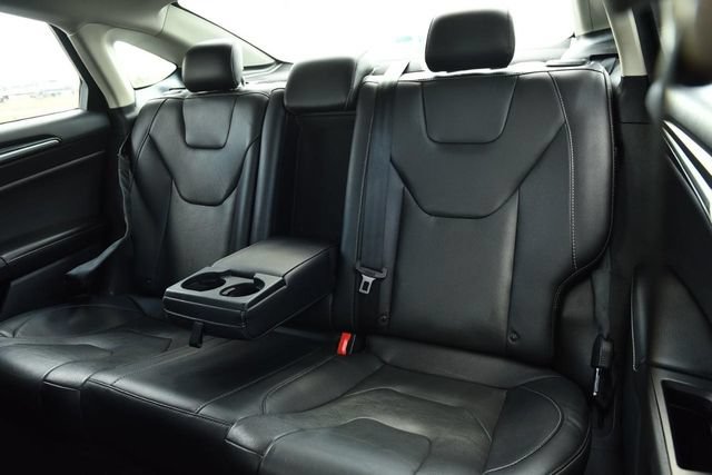Used 2019 Ford Fusion Titanium FWD image 22