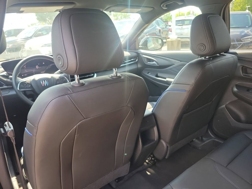 Used 2025 Buick Envista Sport Touring FWD image 13