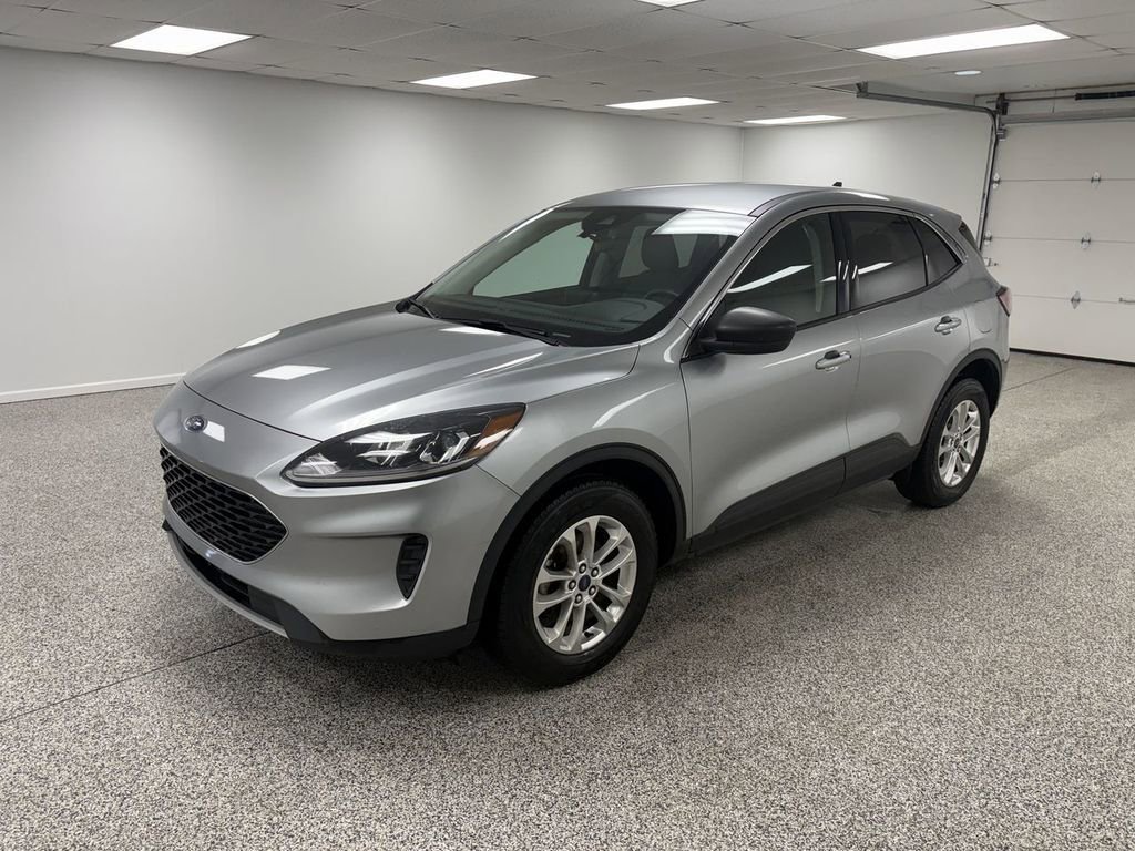 Used 2022 Ford Escape SE image 4